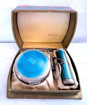 Deauville Enamel Guilloche Tango